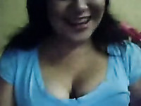 Slutty webcam brunette sucked lollipop and flashed her boobies