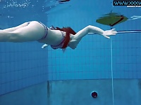 Big bouncing tits underwater