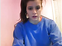 All natural a bit shy amateur webcam brunette exposed her pink twat